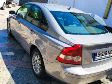Volvo S40