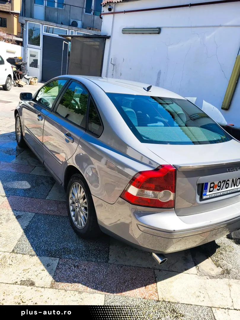 Volvo S40