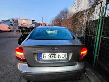 Volvo S40