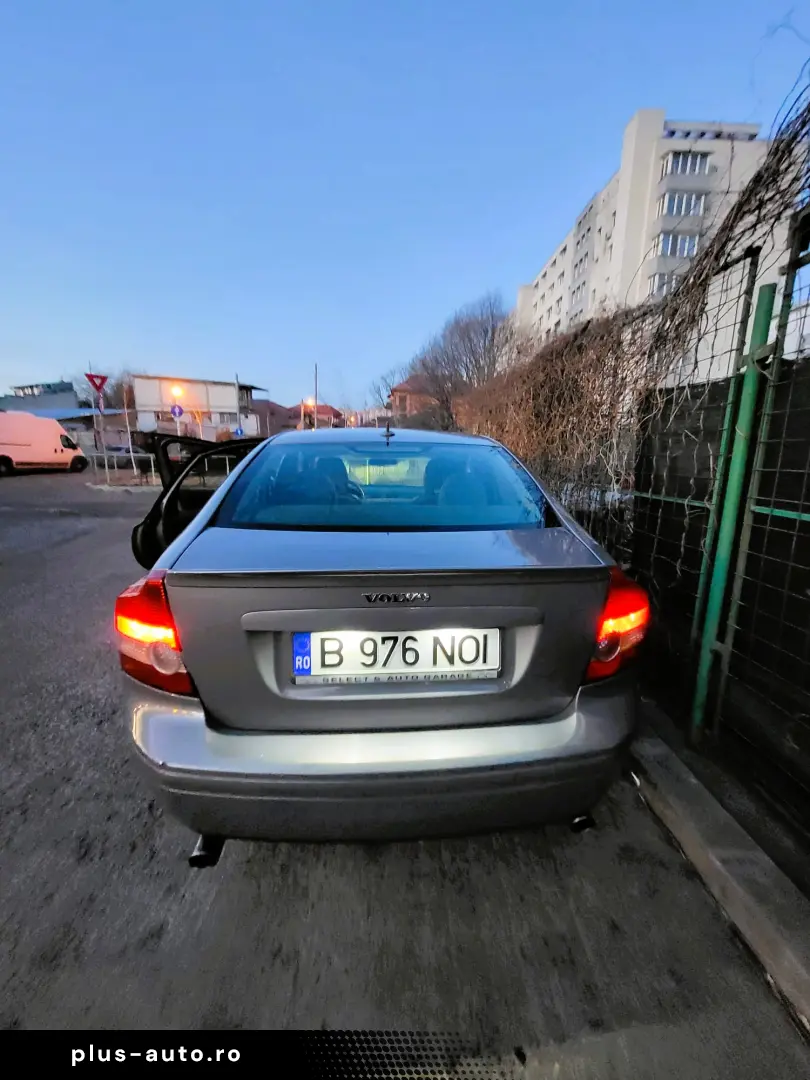 Volvo S40