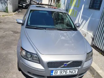 Volvo S40