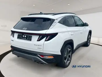 HYUNDAI Tucson 1.6 T-GDI PHEV TREND 4WD PANORAMA LED