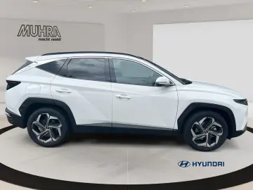HYUNDAI Tucson 1.6 T-GDI PHEV TREND 4WD PANORAMA LED