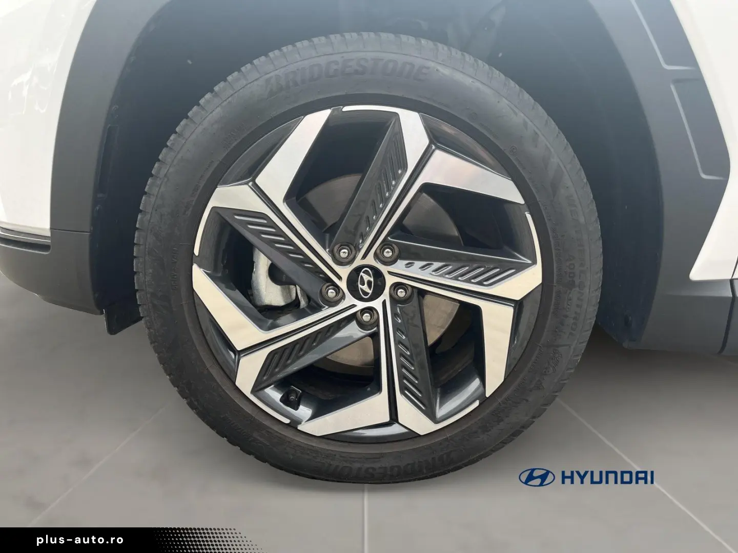 HYUNDAI Tucson 1.6 T-GDI PHEV TREND 4WD PANORAMA LED