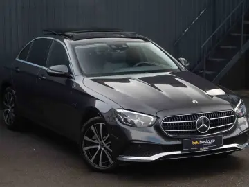 Mercedes-Benz E 300 de 4Matic 9G-TRONIC Avantgarde