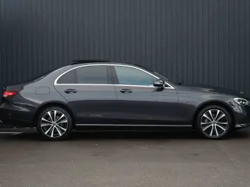Mercedes-Benz E 300 de 4Matic 9G-TRONIC Avantgarde