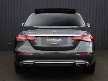 Mercedes-Benz E 300 de 4Matic 9G-TRONIC Avantgarde