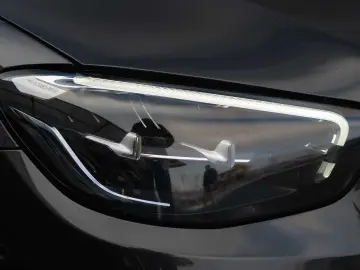 Mercedes-Benz E 300 de 4Matic 9G-TRONIC Avantgarde