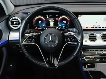 Mercedes-Benz E 300 de 4Matic 9G-TRONIC Avantgarde