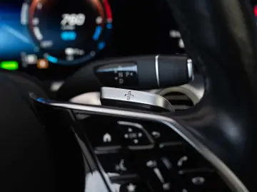 Mercedes-Benz E 300 de 4Matic 9G-TRONIC Avantgarde