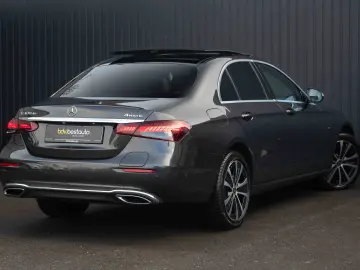 Mercedes-Benz E 300 de 4Matic 9G-TRONIC Avantgarde