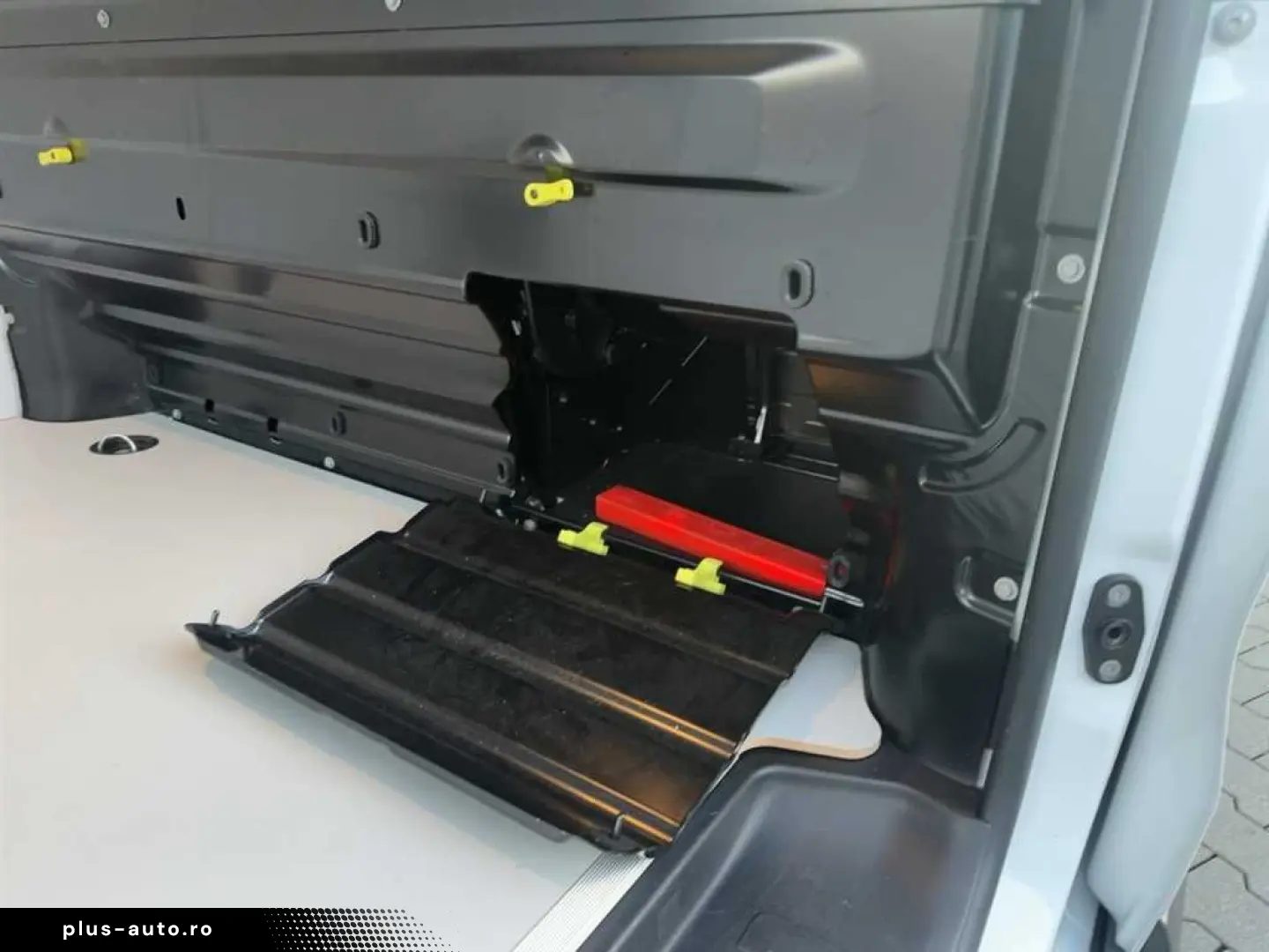 OPEL Vivaro Cargo L2 2.0D 144Ps Navi PDC ACC Boden Ca