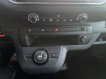 OPEL Vivaro Cargo L2 2.0D 144Ps Navi PDC ACC Boden Ca