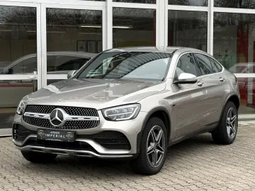 MERCEDES-BENZ GLC300 e Coupe 4M AMG LEDER MBUX SPURP LED 19