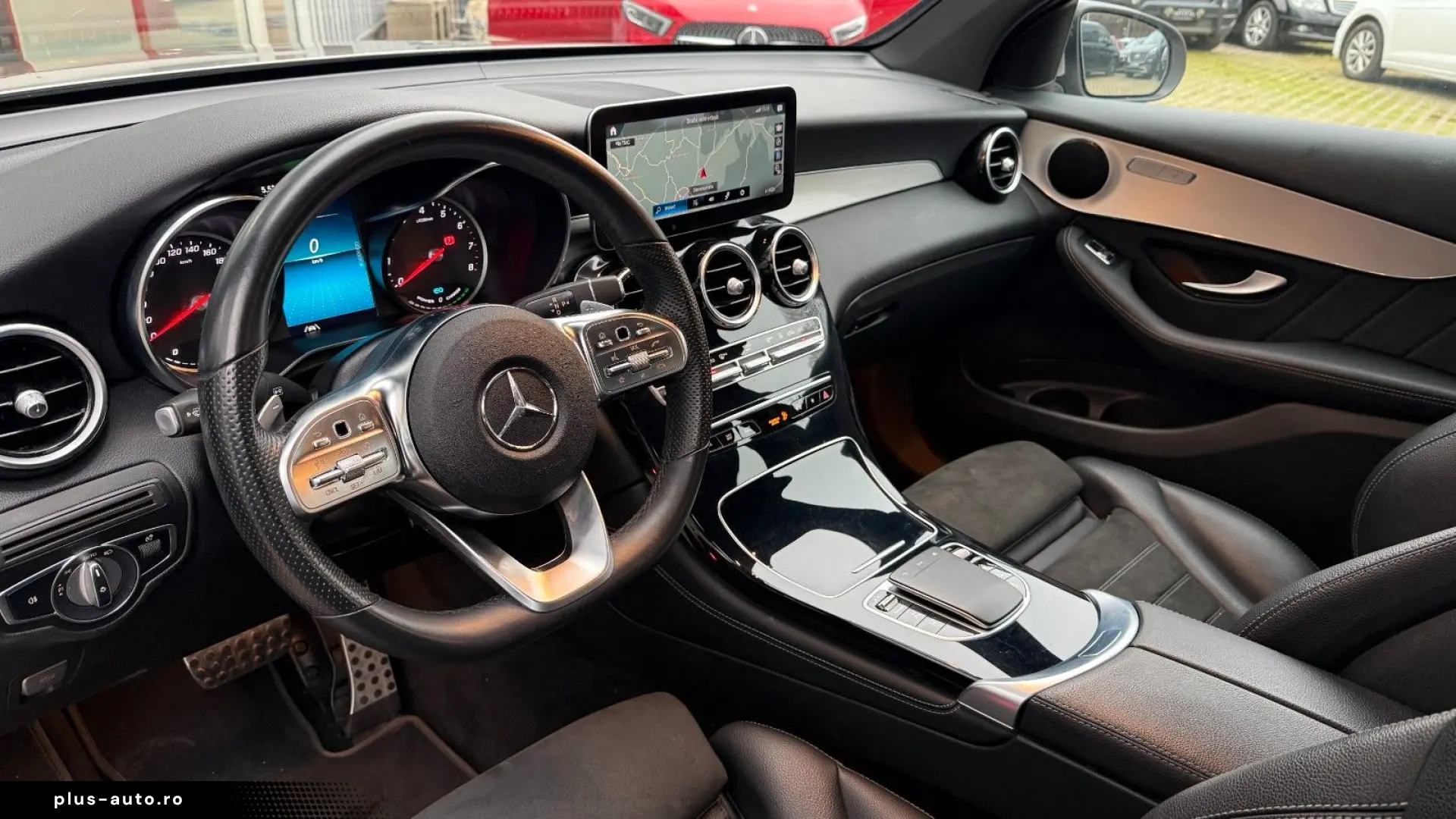 MERCEDES-BENZ GLC300 e Coupe 4M AMG LEDER MBUX SPURP LED 19