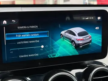 MERCEDES-BENZ GLC300 e Coupe 4M AMG LEDER MBUX SPURP LED 19