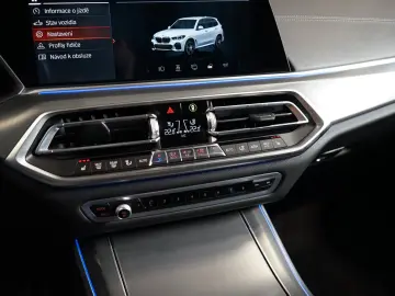 BMW X5  40i xDRIVE LED CAMERA