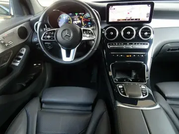 MERCEDES-BENZ GLC 300 e Coupe 4Matic 9G-Tr Plug Hybr