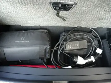 MERCEDES-BENZ GLC 300 e Coupe 4Matic 9G-Tr Plug Hybr