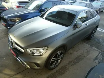 MERCEDES-BENZ GLC 300 e Coupe 4Matic 9G-Tr Plug Hybr