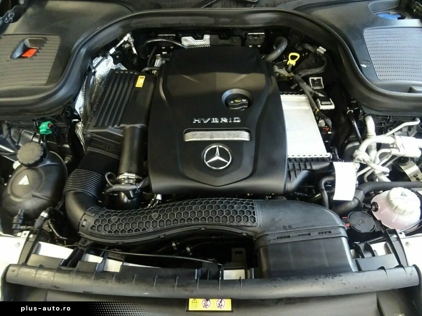 MERCEDES-BENZ GLC 300 e Coupe 4Matic 9G-Tr Plug Hybr