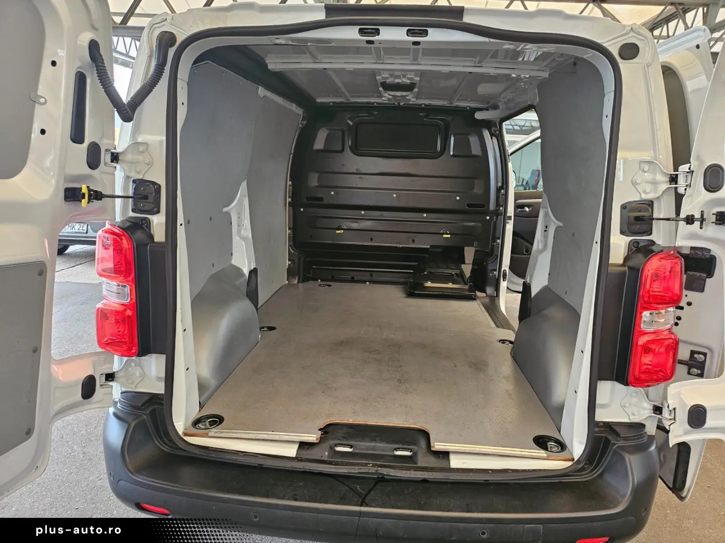 CITROEN Jumpy 2.0 HDI 145 EAT8 M L2 Kasten Autom.