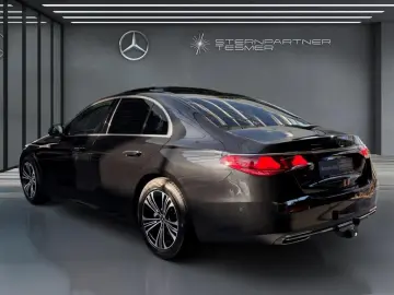 MERCEDES-BENZ E 200 Avantgarde - Distronic - AHK - Panorama