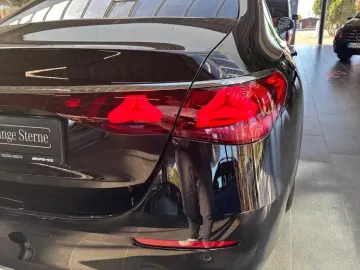 MERCEDES-BENZ E 200 Avantgarde - Distronic - AHK - Panorama