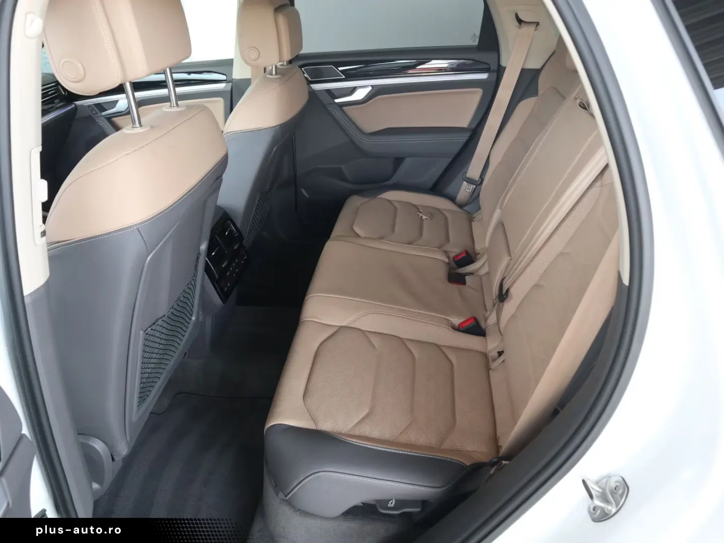 Volkswagen Touareg R-Line 3.0 V6 TSI DSG 4Motion P