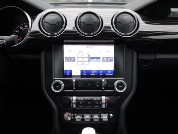 FORD Mustang 5.0 V8 GT Recaro Sitzheizung KAMERA R20