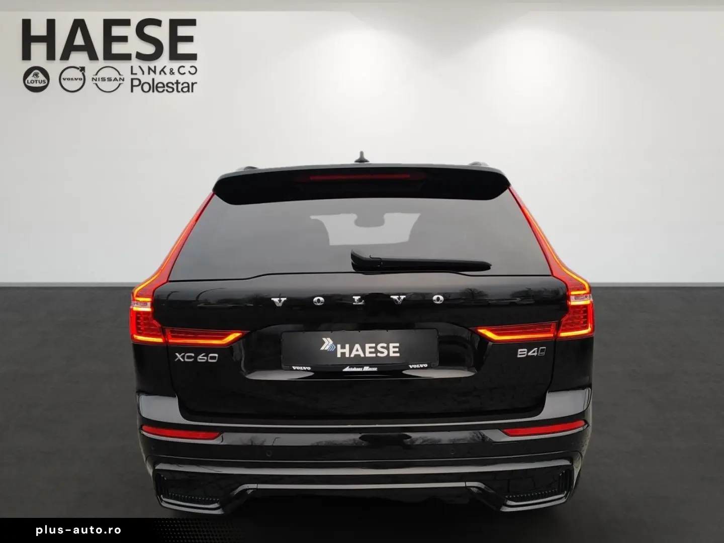 VOLVO XC60 B4 Ultimate Dark Diesel AWD 360 Kamera Pano