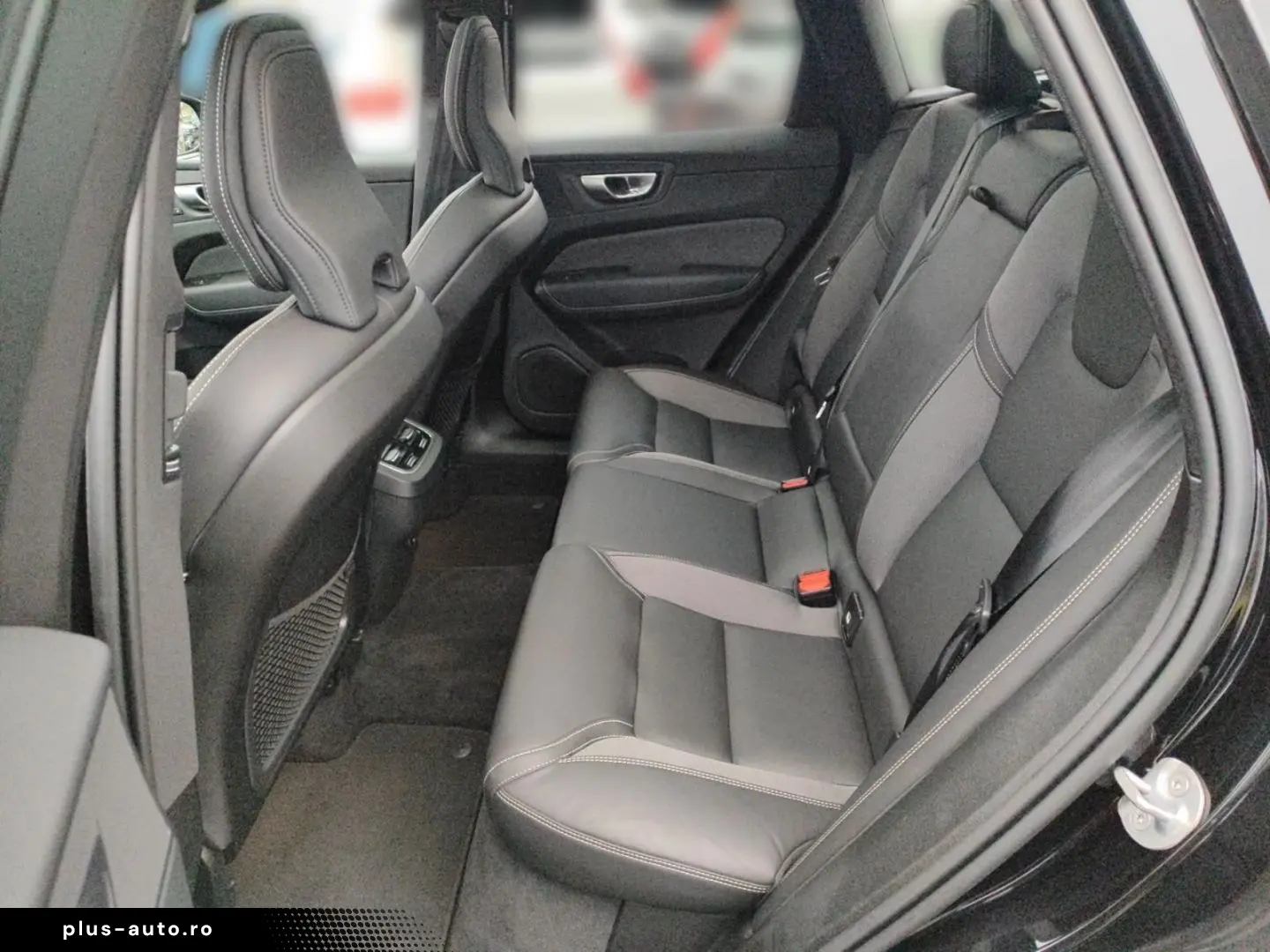 VOLVO XC60 B4 Ultimate Dark Diesel AWD 360 Kamera Pano