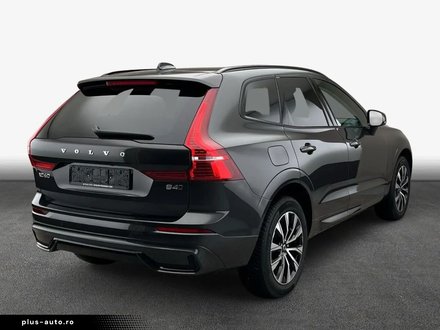 VOLVO XC60 B4 D AWD Plus Dark