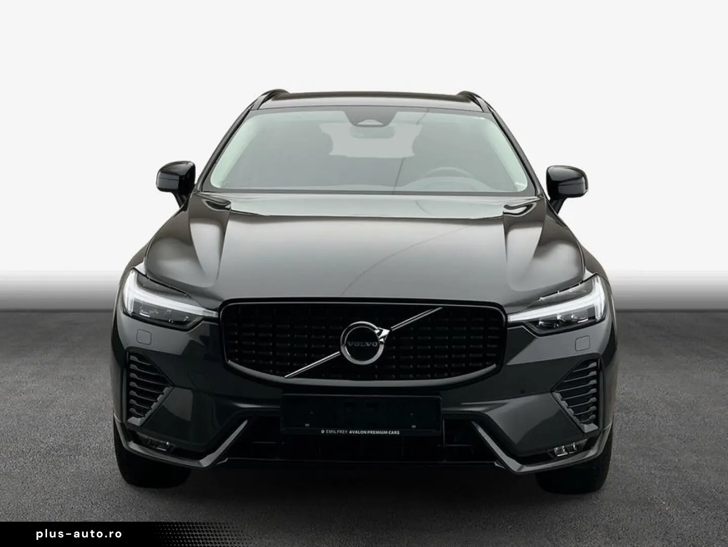 VOLVO XC60 B4 D AWD Plus Dark