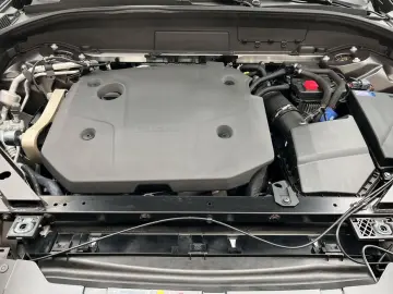 VOLVO XC60 B4 D AWD Plus Dark