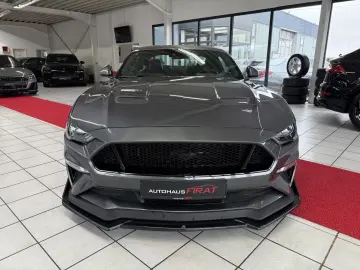 FORD Mustang GT Fastback 5.0 Liter 20 Zoll Gewindefah