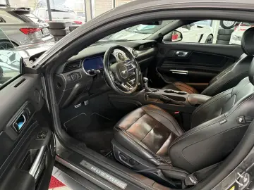 FORD Mustang GT Fastback 5.0 Liter 20 Zoll Gewindefah