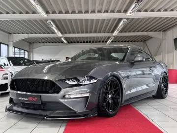 FORD Mustang GT Fastback 5.0 Liter 20 Zoll Gewindefah