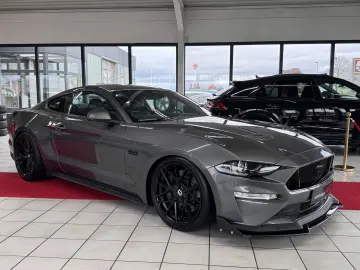 FORD Mustang GT Fastback 5.0 Liter 20 Zoll Gewindefah