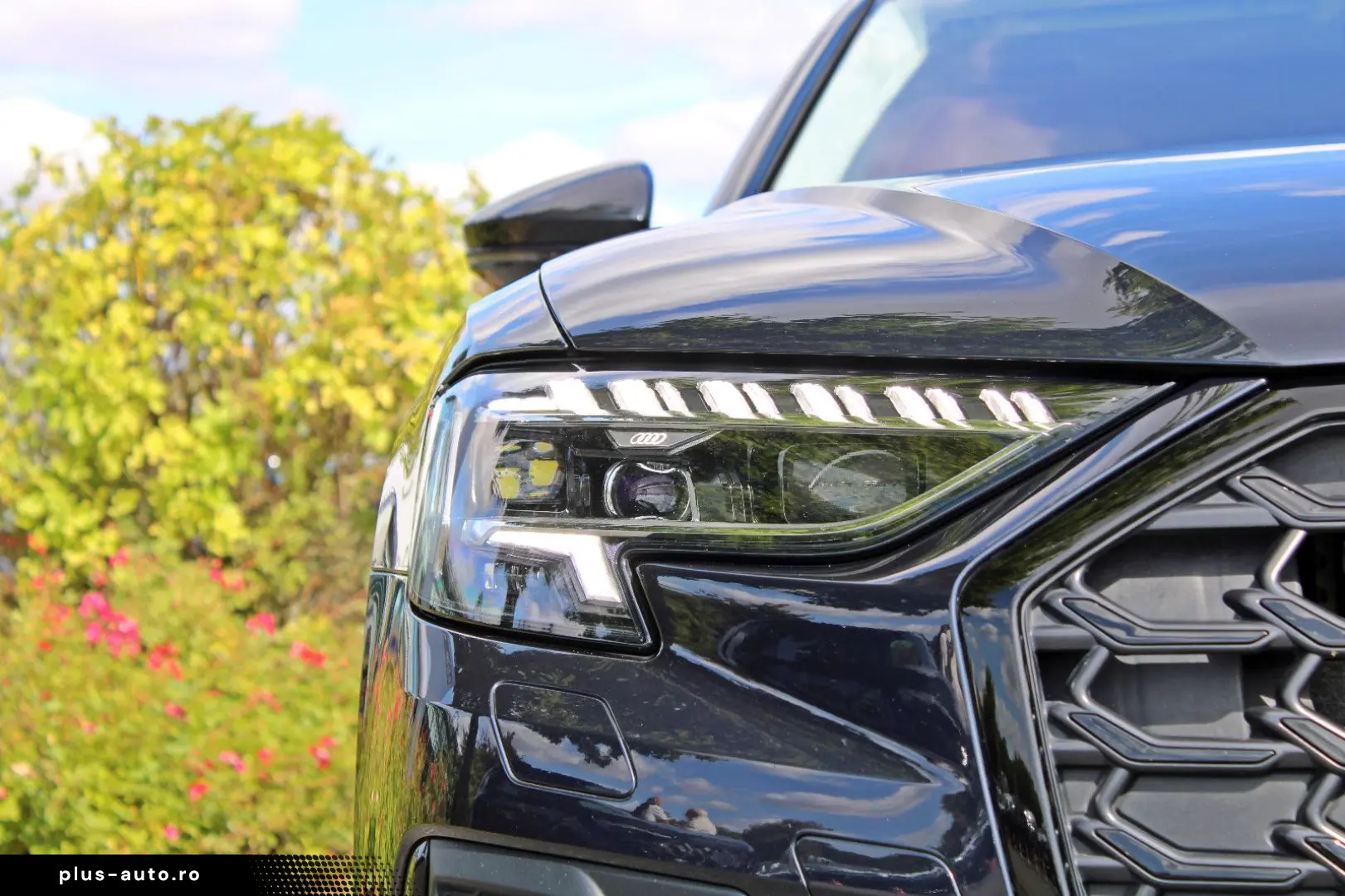 AUDI A8 60TFSIe qu S LINE BLACK PANO HUD DIGMATRIX TV