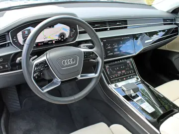 AUDI A8 60TFSIe qu S LINE BLACK PANO HUD DIGMATRIX TV