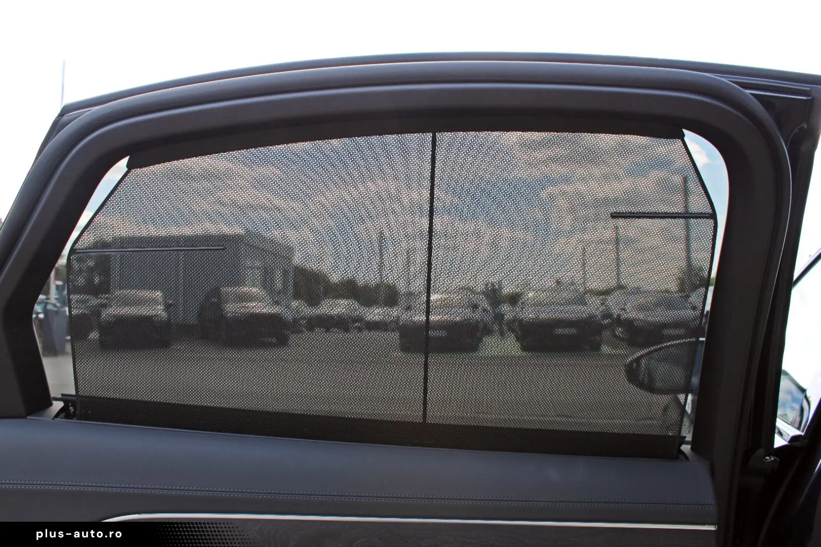 AUDI A8 60TFSIe qu S LINE BLACK PANO HUD DIGMATRIX TV