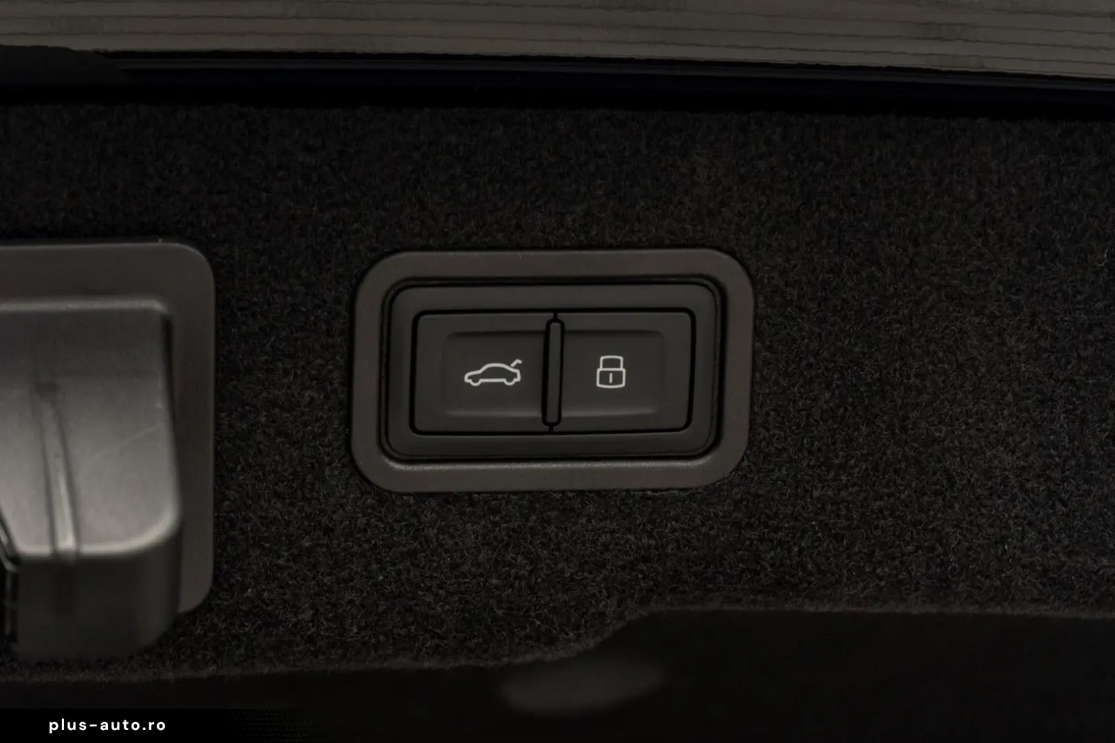 AUDI A8 50 TDI SLINE MASSAGE.PANO.B&O.MATRIX..AHK.