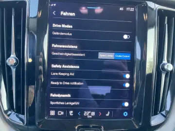 VOLVO XC60 Momentum Pro AWD B5 Diesel EU6d digitales C