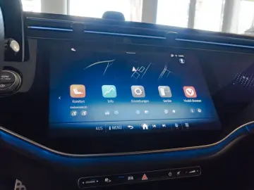 MERCEDES-BENZ E 200 4M AMG-Sport Super Pano Night  20