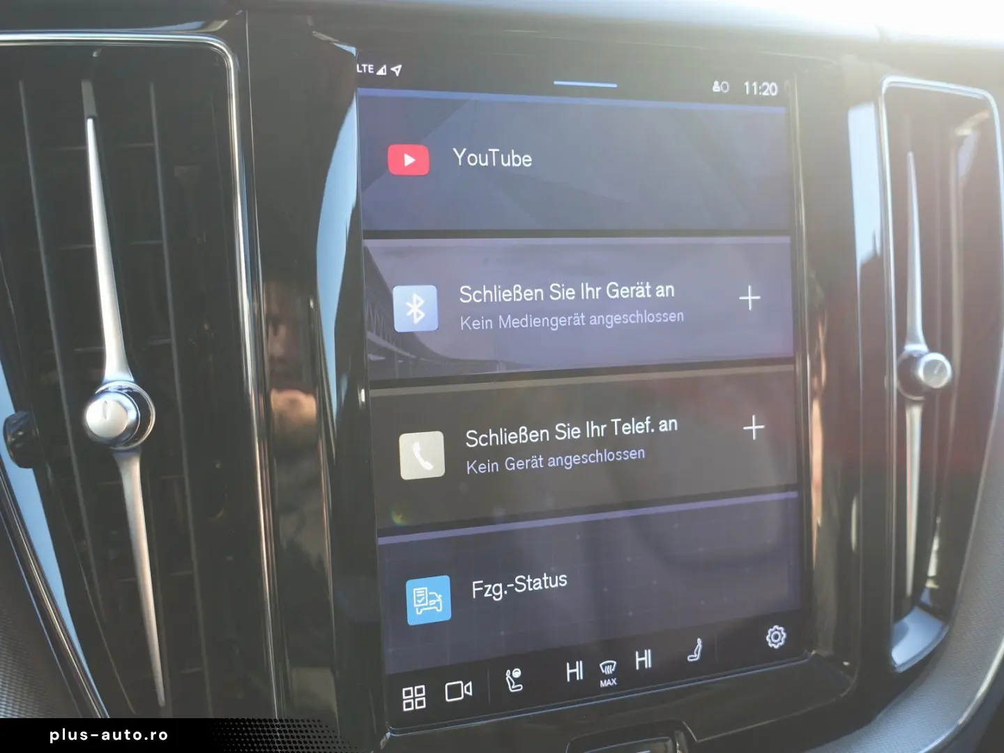 VOLVO XC60 Ultimate B5 AWD Bright 360  FourC AHK StndH