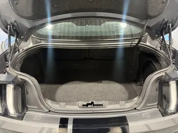 FORD Mustang 5.0 Ti-VCT  V8 Fastback GT ACC B&O LED