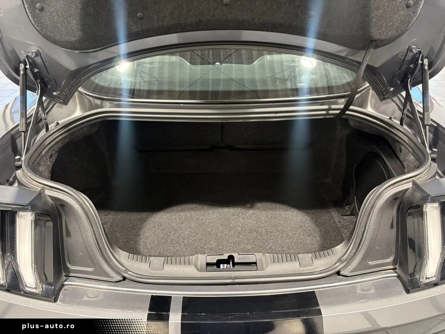 FORD Mustang 5.0 Ti-VCT  V8 Fastback GT ACC B&O LED