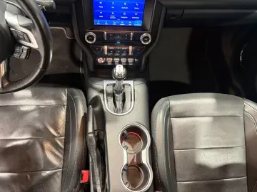 FORD Mustang 5.0 Ti-VCT  V8 Fastback GT ACC B&O LED