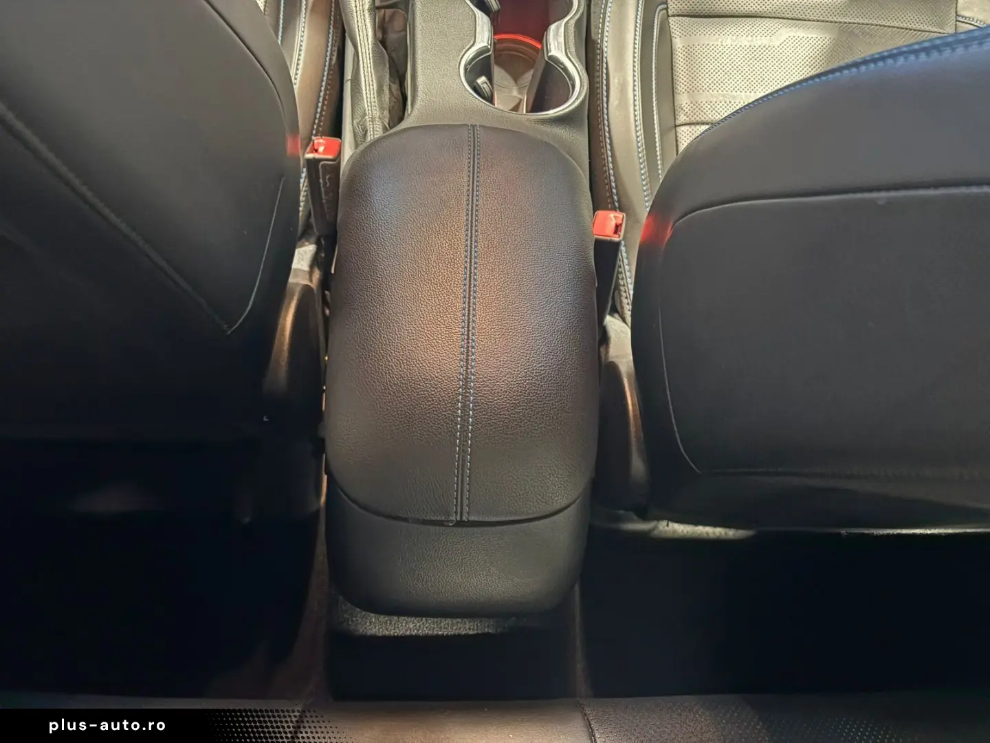 FORD Mustang 5.0 Ti-VCT  V8 Fastback GT ACC B&O LED